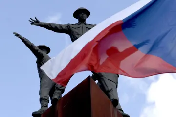 „Naše historie má okamžiky, na které můžeme být hrdí.“ Lidé si připomněli Gabčíka a Kubiše