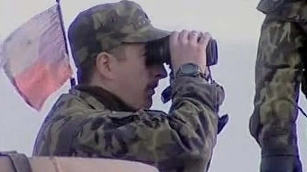 Český voják jednotky KFOR