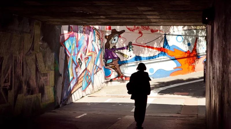Graffiti v podchodu na Jižním Městě