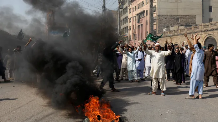 Protest proti osvobození křesťanky v Pákistánu