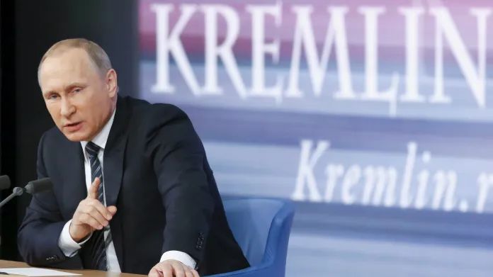 Události: Putin na výroční tiskové konferenci nešetřil Ankaru