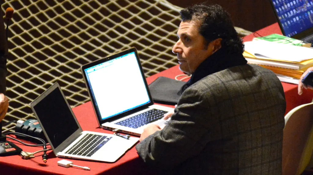 Francesco Schettino během přestávky soudního jednání