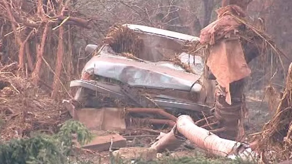 Kolontár měsíc po katastrofě