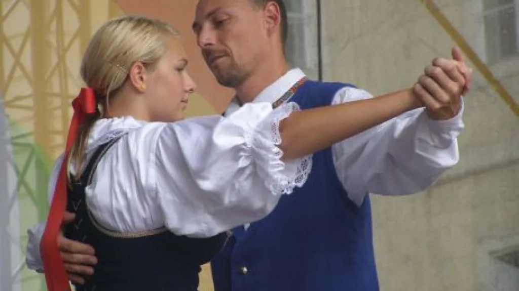 Z vystoupení folklorního souboru Špindleráček v Praze