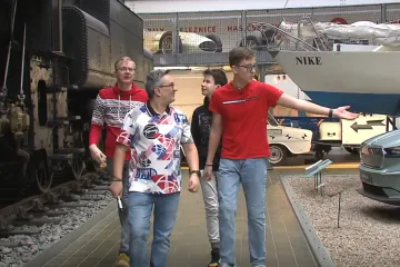 Reportéři ČT: Žijí v registrovaném partnerství a vychovávají chlapce s handicapem