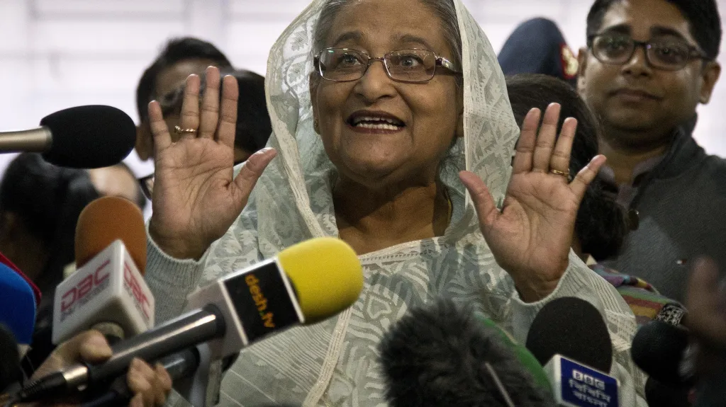 Hasína Vadžídová podle očekávání vyhrála bangladéšské parlamentní volby
