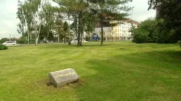 Základní kámen pomníku Milady Horákové