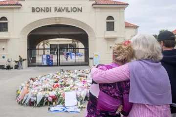 Útočníci v Sydney se zřejmě inspirovali Islámským státem, uvedla policie