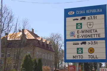 Tendr na dostavbu D11 z Trutnova k hranicím se protahuje. Polsko svou část otevře už letos