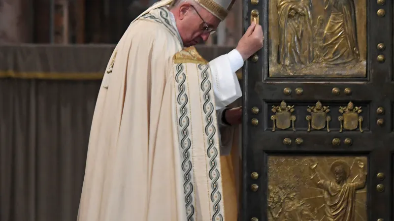 František ukončil svatý rok