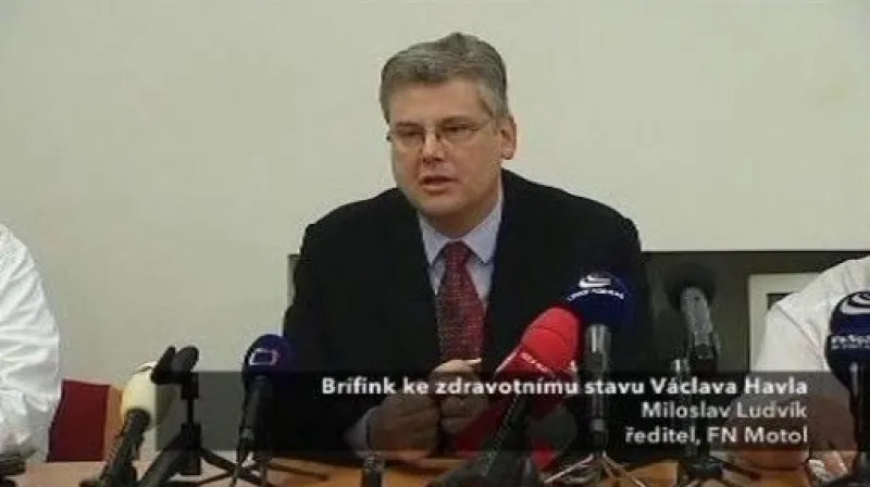 Brífink lékařů k aktuálnímu stavu Václava Havla