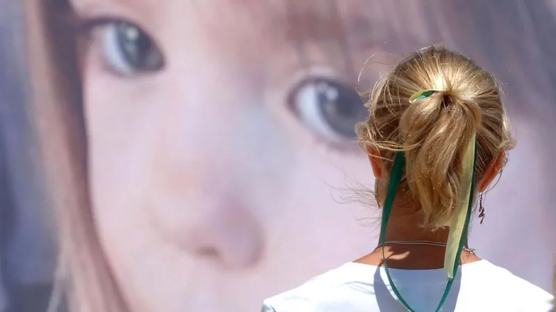 Kate McCannová před fotkou pohřešované dcery