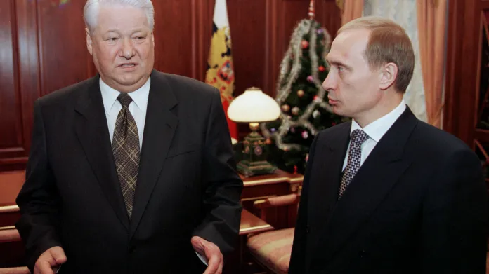 Jelcin s Putinem v Kremlu (31. 12. 1999)
