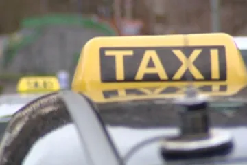 Náklady na reklamaci: Taxíka vám obchodník zaplatit nemusí