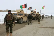 Trumpova dohoda s Talibanem se otřásá v základech. USA v odvetě poprvé útočily na radikály