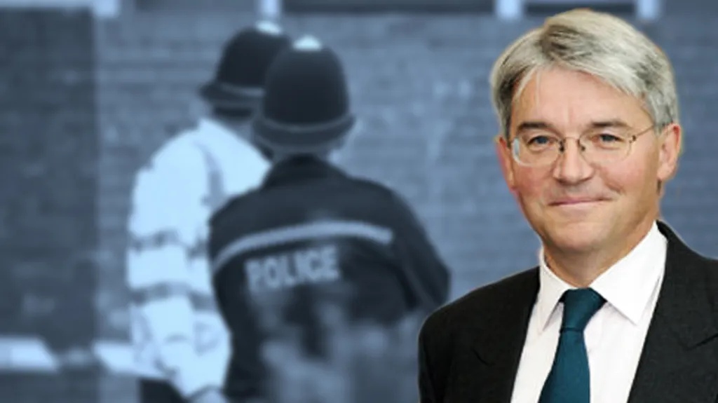 Andrew Mitchell rezignoval