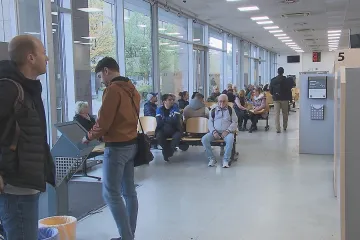 Místo čekání na úřadu lze o řidičák žádat on-line. Podmínky však většinu lidí odradí