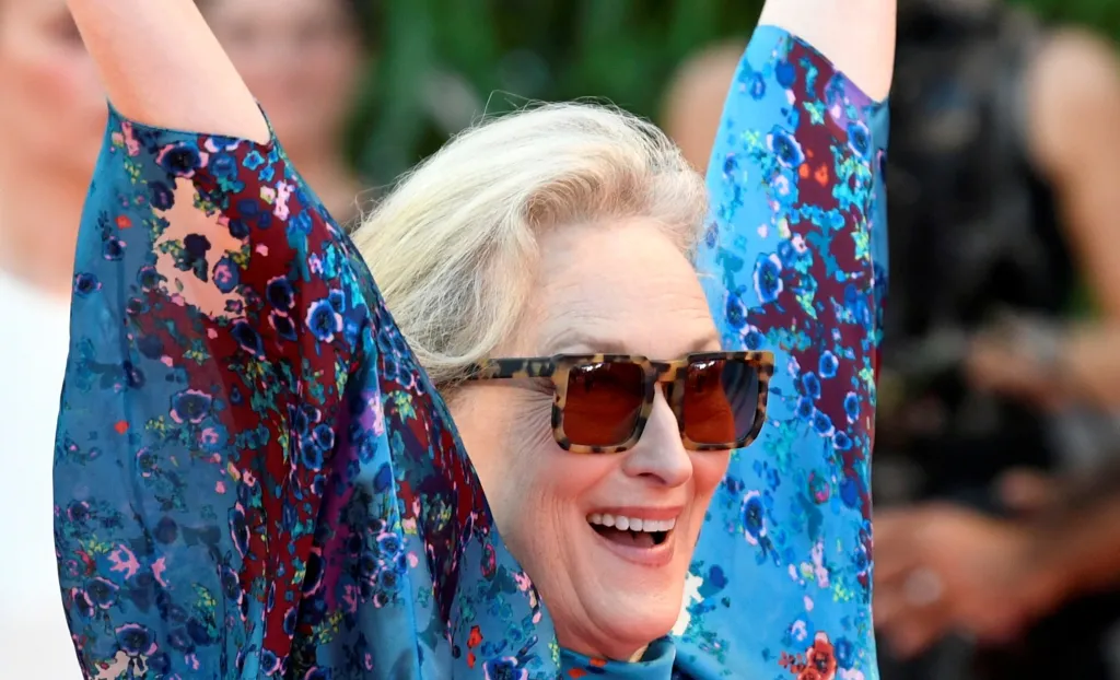 Meryl Streepová v reakci na okolostojící fanoušky