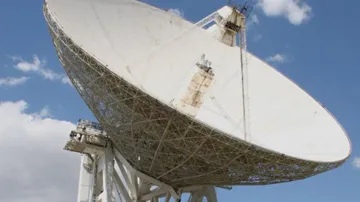 Sedmdesátimetrový radioteleskop na Krymu, stav roku 2015