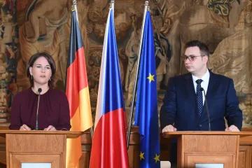 Přeshraniční protipožární spolupráce je zásadní, řekla v Praze Baerbocková
