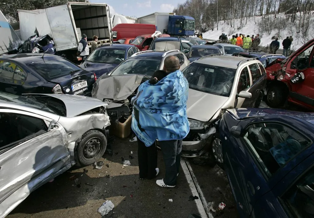 Fotografie roku 2008. Hromadná havárie na dálnici D1.