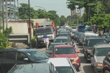 Dotování benzinu má v Nigérii skončit. Rozhodnutí nového prezidenta vyhnalo ceny nahoru
