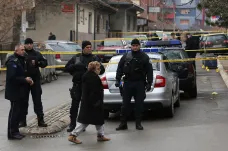 V Kosovu bylo při explozi baru zraněno přes 40 lidí. Za výbuch může patrně plynová lahev