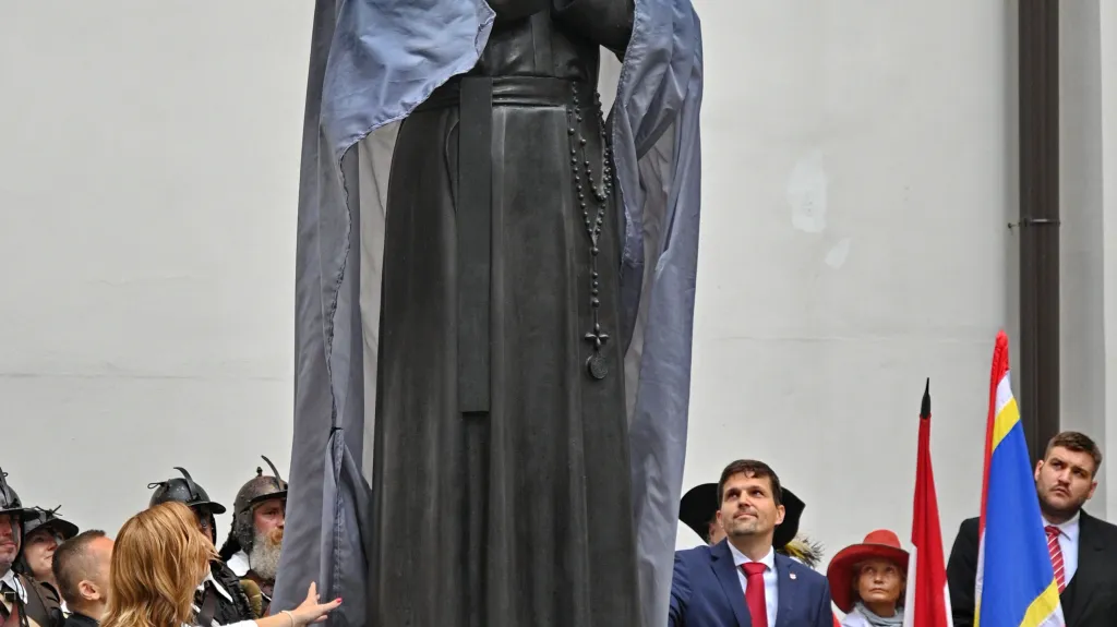 Brněnská socha jezuity Martina Středy