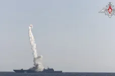 Ruská armáda oznámila úspěšné testy hyperzvukových raket Cirkon vypálených ponorkou