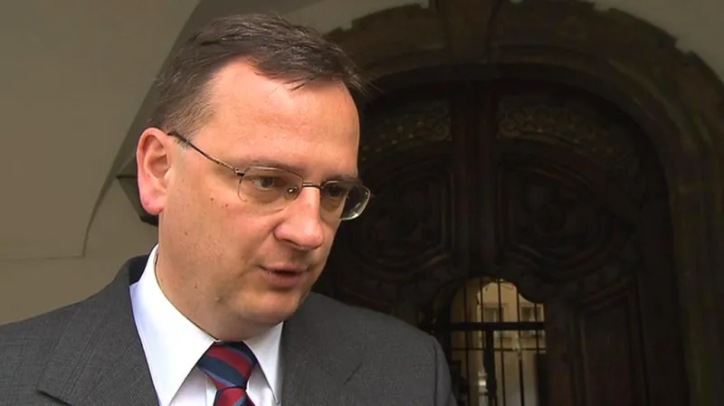 Premiér Petr Nečas
