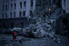 V Kyjevě po půlnoci pracovala protivzdušná obrana, sirény zněly po celé Ukrajině