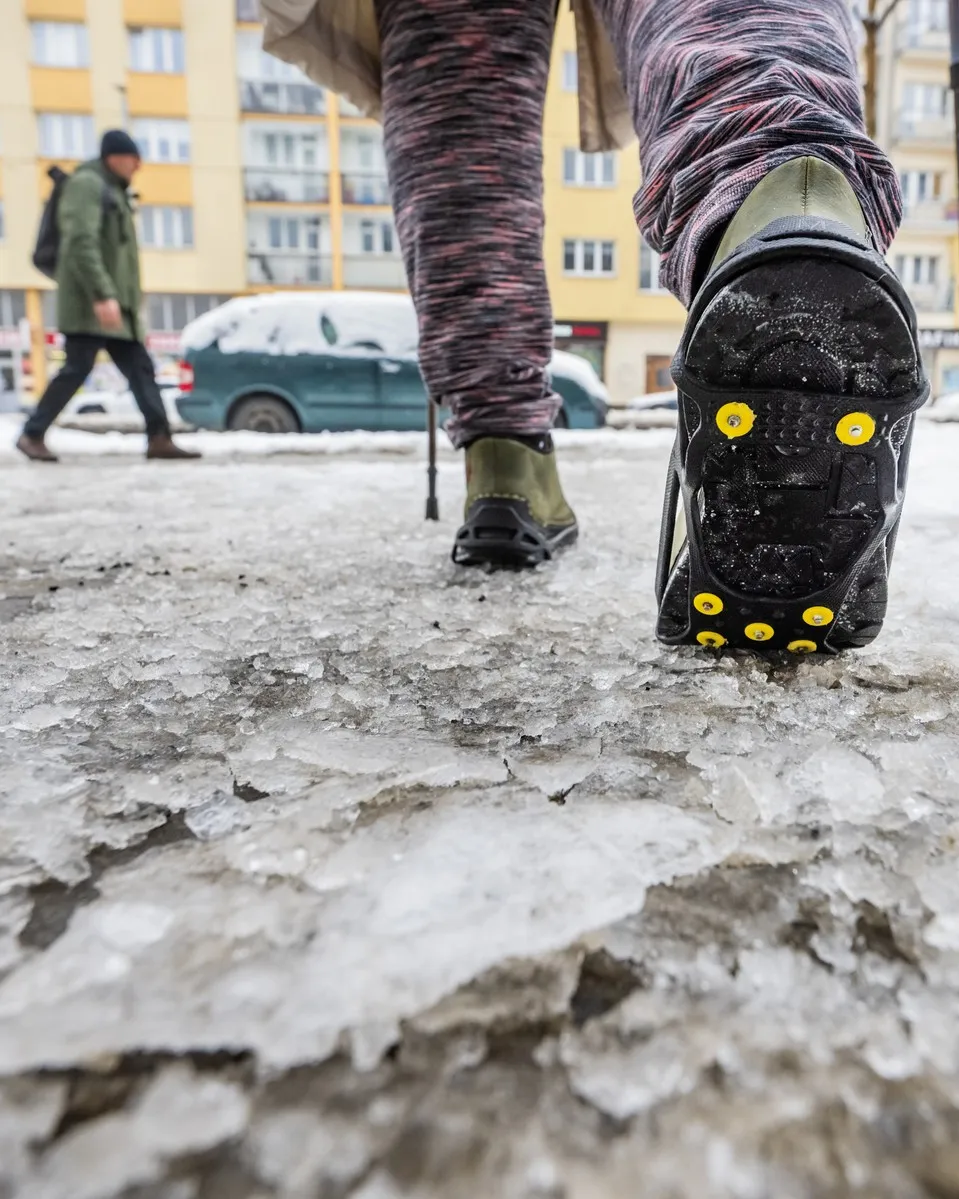 Úrazy kvůli ledovce plnily urgentní příjmy