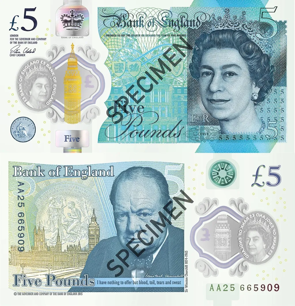 Dosavadní bankovka s královnou Alžbětou II. a Winstonem Churchillem v hodnotě pět liber (v oběhu od 13. 9. 2016)
