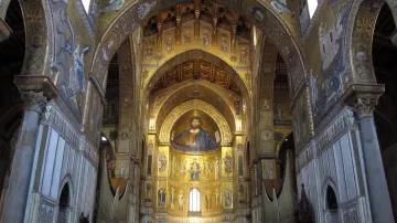 Vnitřek katedrály v Monreale