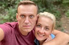 Navalnyj se zotavuje rychle. Ministr Scholz odmítá kvůli otravě rušit plynovod z Ruska