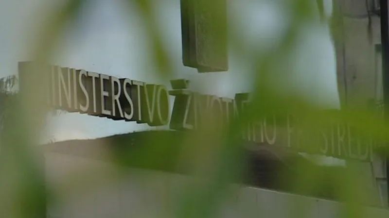 MŽP nepřijde o dotace, věří Brabec. A co ostatní?