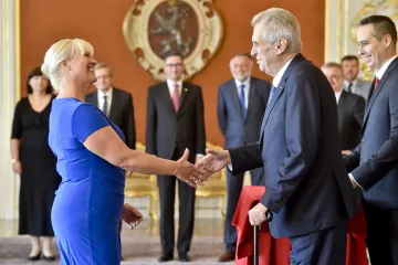 Zeman jmenoval Pořízkovou místopředsedkyní Nejvyššího správního soudu a zkritizoval Děti Země