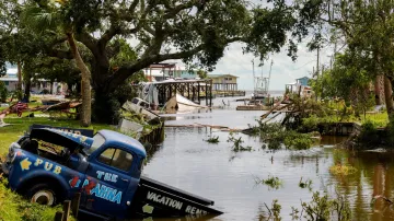 Následky hurikánu Idalia, který zasáhl Floridu