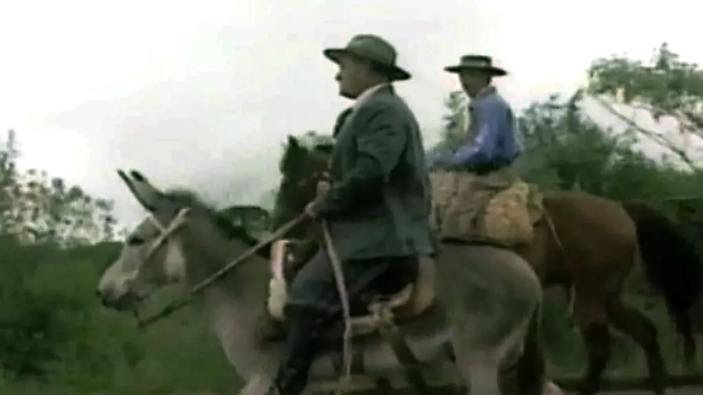 Starosta Passa Sete přijel na inauguraci na oslovi