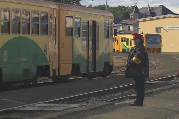 Správa železnic chce elektrifikovat další tratě. Slibovaná úspora emisí ale vyvolává otázky