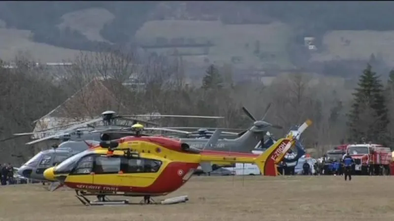 BEZ KOMENTÁŘE: Pátrání po troskách i obětech