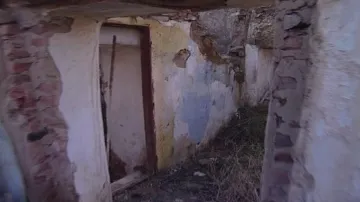Chátrající interiér domu