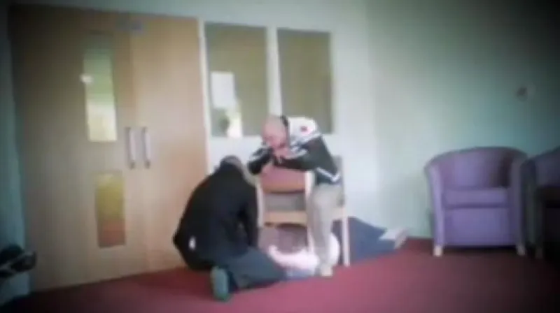 Záběry týrání pacientů na klinice Winterbourne View