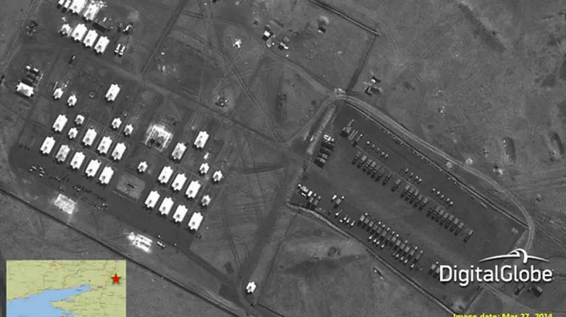 Těžká technika ruské armády u hranic s Ukrajinou