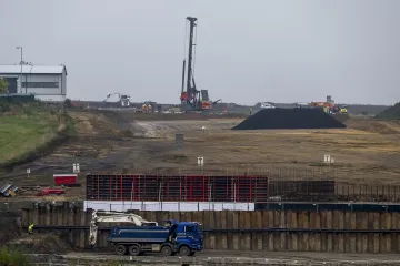 Na jihovýchodním úseku Pražského okruhu začalo hloubení tunelu u Dubče