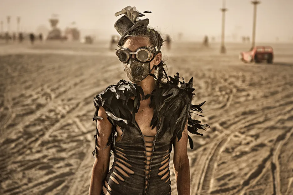 Nominace na vítěznou sérii Czech Press Photo 2018 (Životní styl): Dust&Light the Burning Man Collection