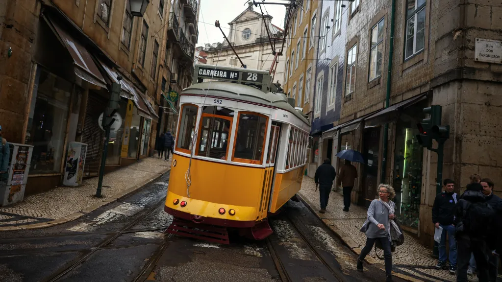 Số lượng người Mỹ rời bỏ Hoa Kỳ đạt kỷ lục