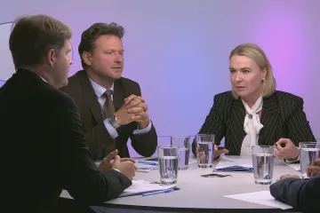 Tři české vrtulníky dorazí do Polska v řádu hodin, řekla Černochová