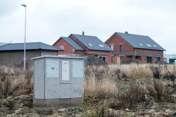 Radiožurnál: Pernink prodal pozemky pod cenou, získali je příbuzní zastupitelů