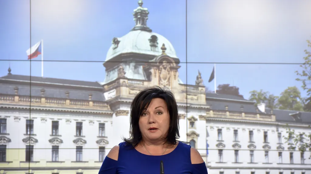 Ministryně financí Alena Schillerová (za ANO)